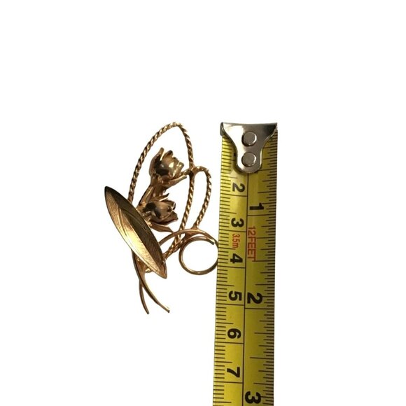 Vintage Gold-Tone Floral Brooch Pin With Leaf & Twisted Wire Design - Picture 5 of 6